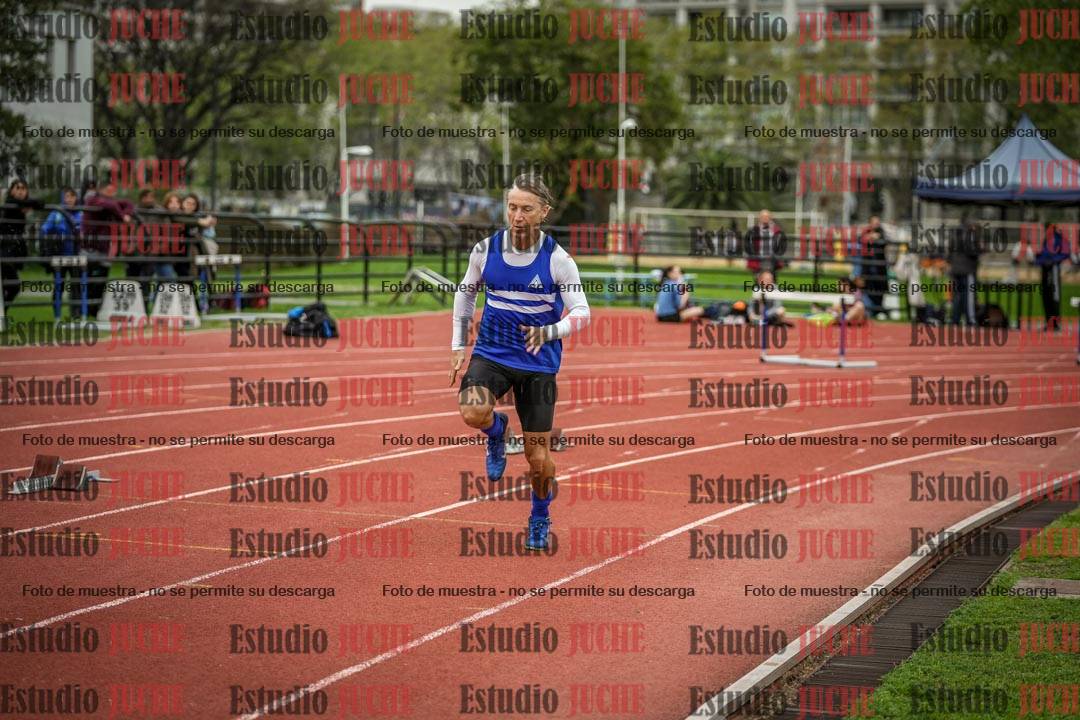 Fotos de los 295 m con vallas de varones - U16