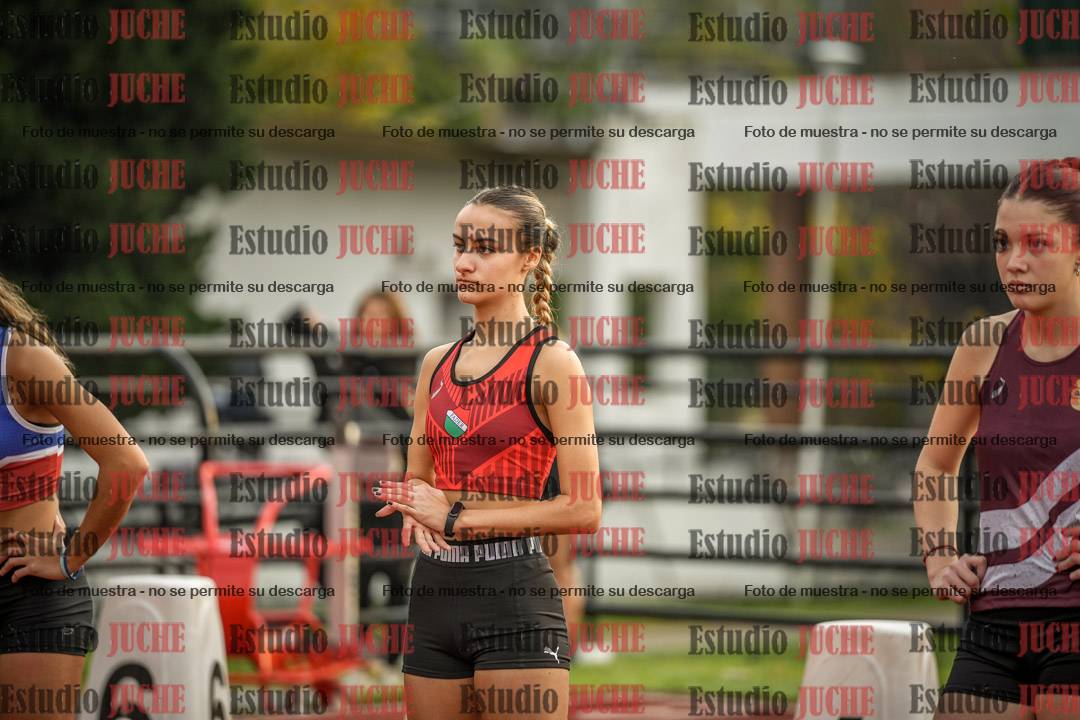 Fotos de los 100 m con vallas de mujeres