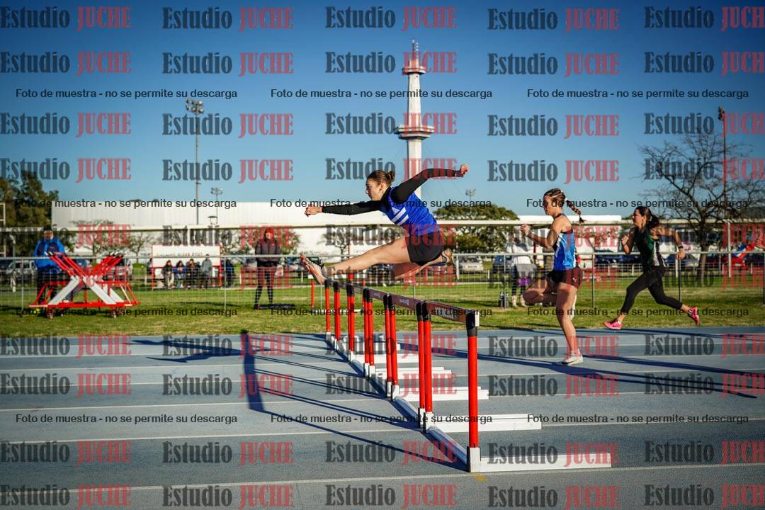 Fotos de los 100 m con vallas de mujeres