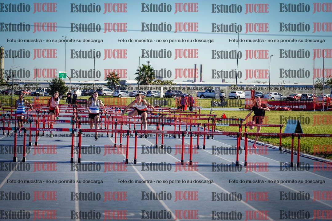 Fotos de los 80 m con vallas de mujeres