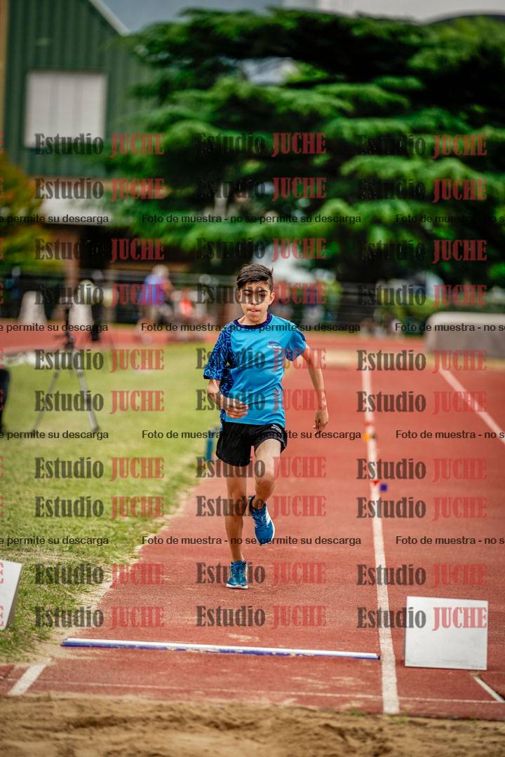 Fotos del salto en largo de varones - U14