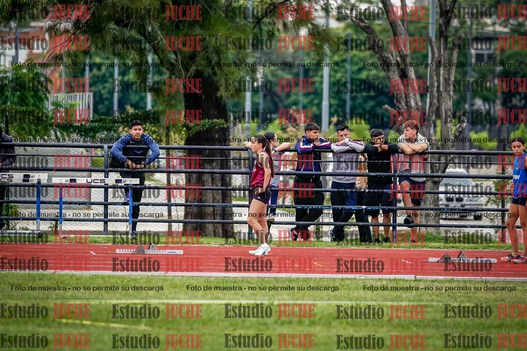 Fotos de los 295 m con vallas de mujeres