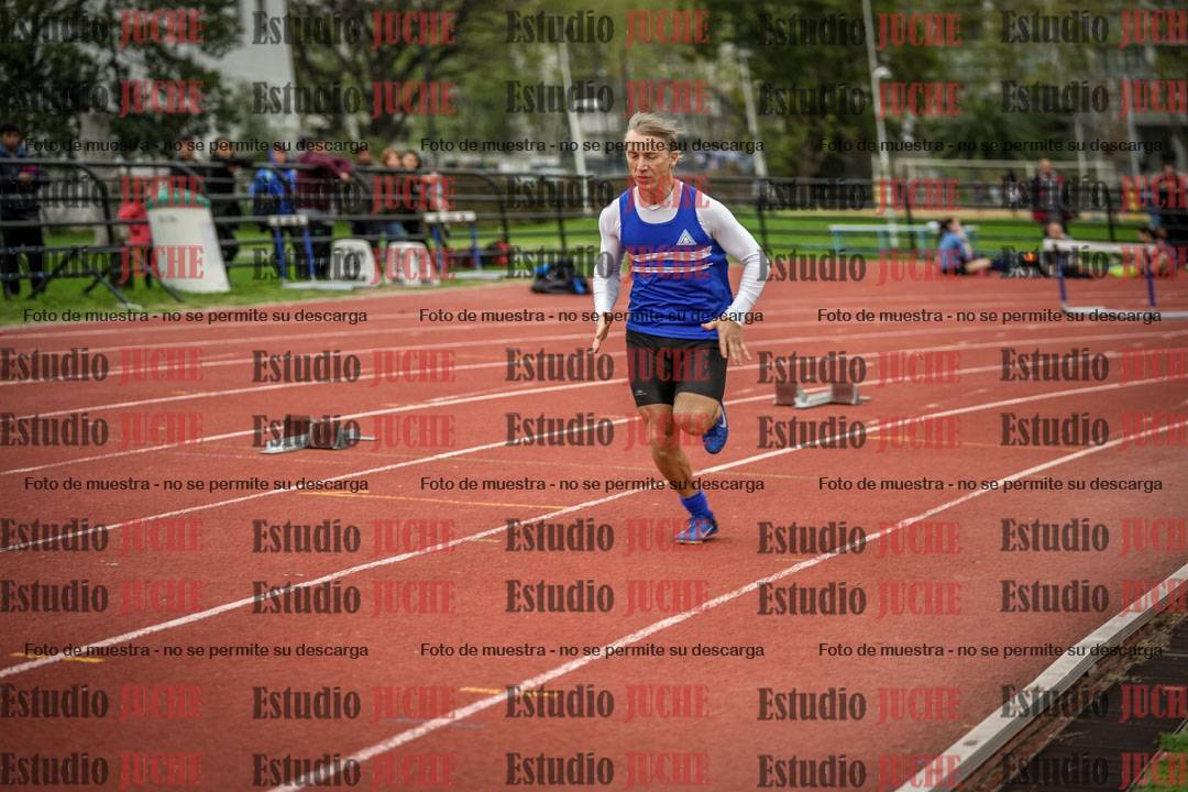 Fotos de los 295 m con vallas de varones - U16