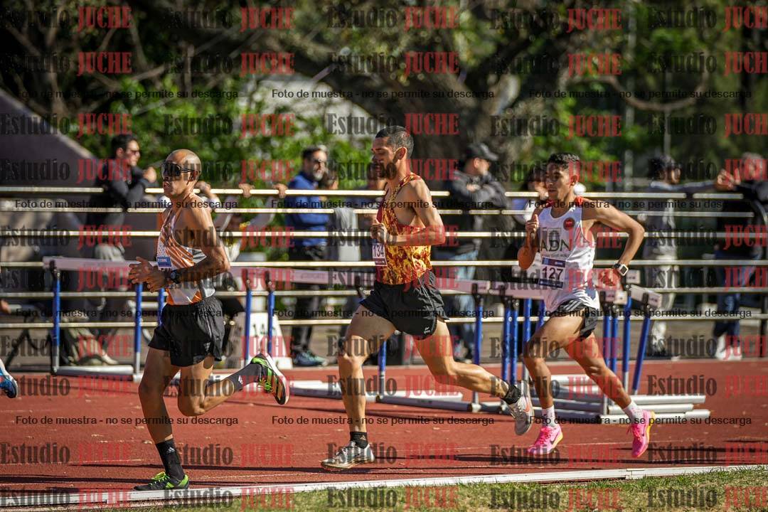Fotos de los 10.000 m de varones - serie 1