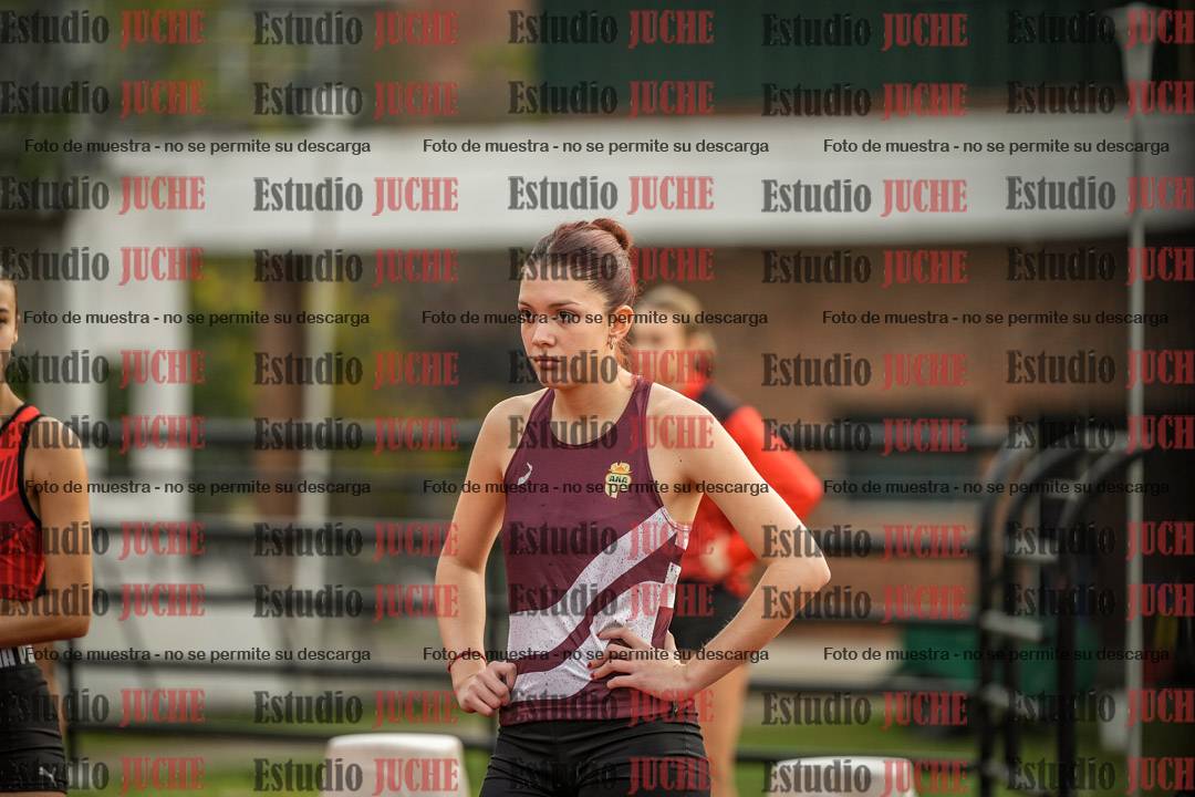Fotos de los 100 m con vallas de mujeres