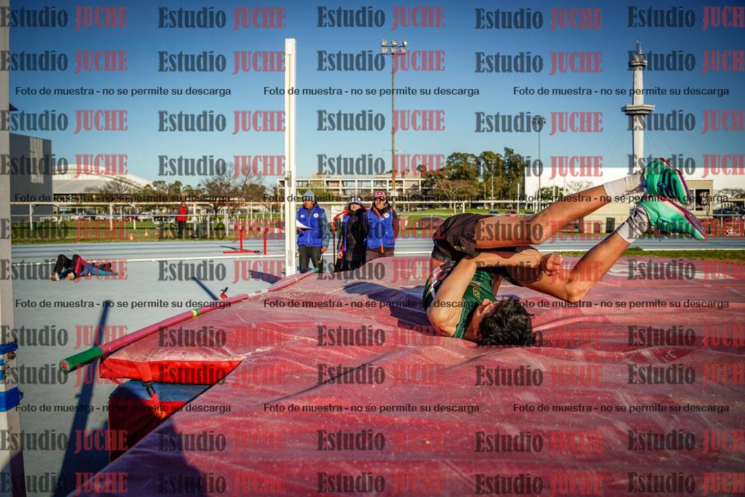 Fotos del salto en alto de varones