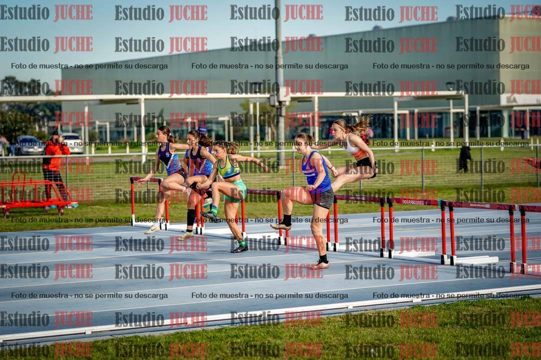 Fotos de los 100 m con vallas de mujeres