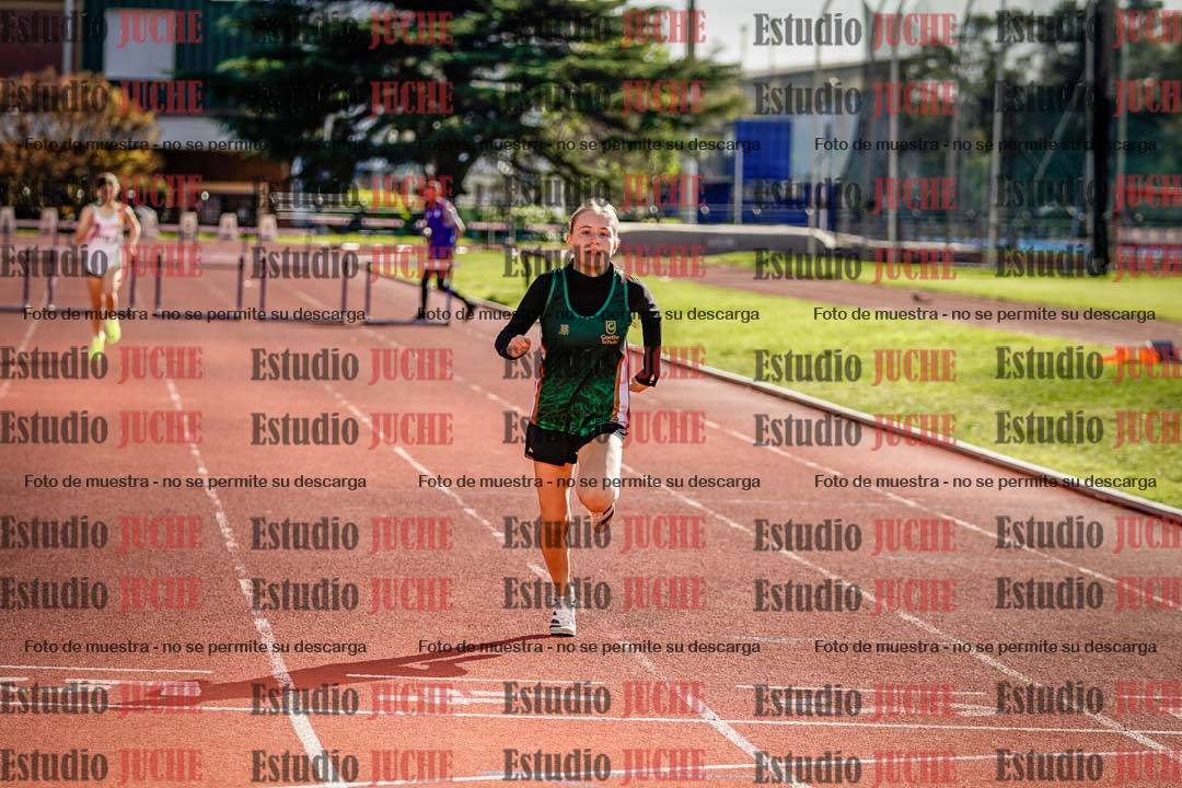 Fotos de los 295 m con vallas de mujeres