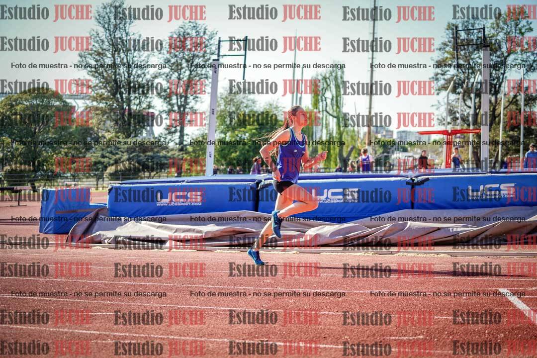 Fotos de los 295 m con vallas de mujeres