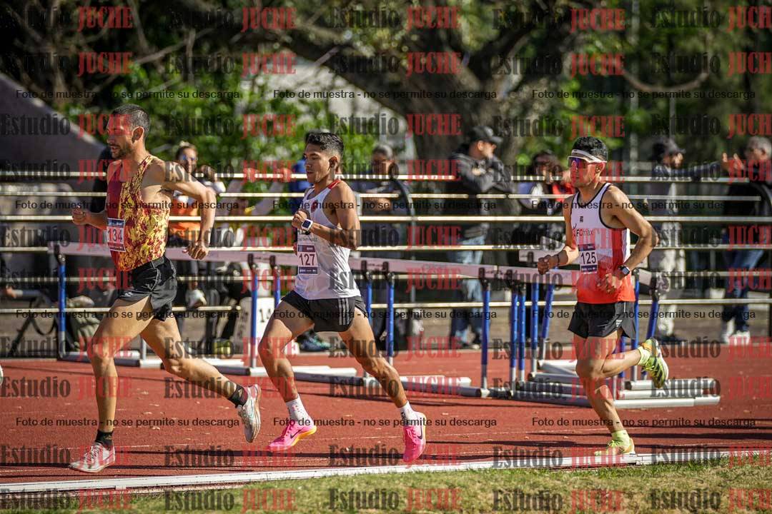 Fotos de los 10.000 m de varones - serie 1