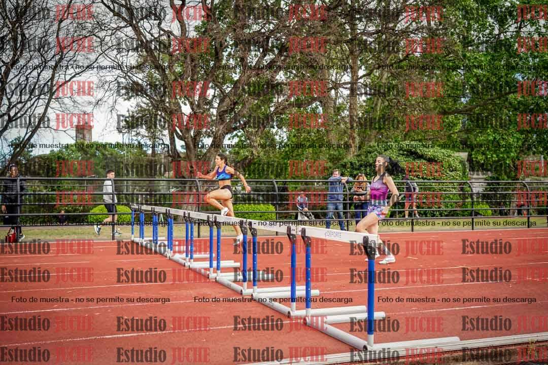 Fotos de los 400 m con vallas de mujeres