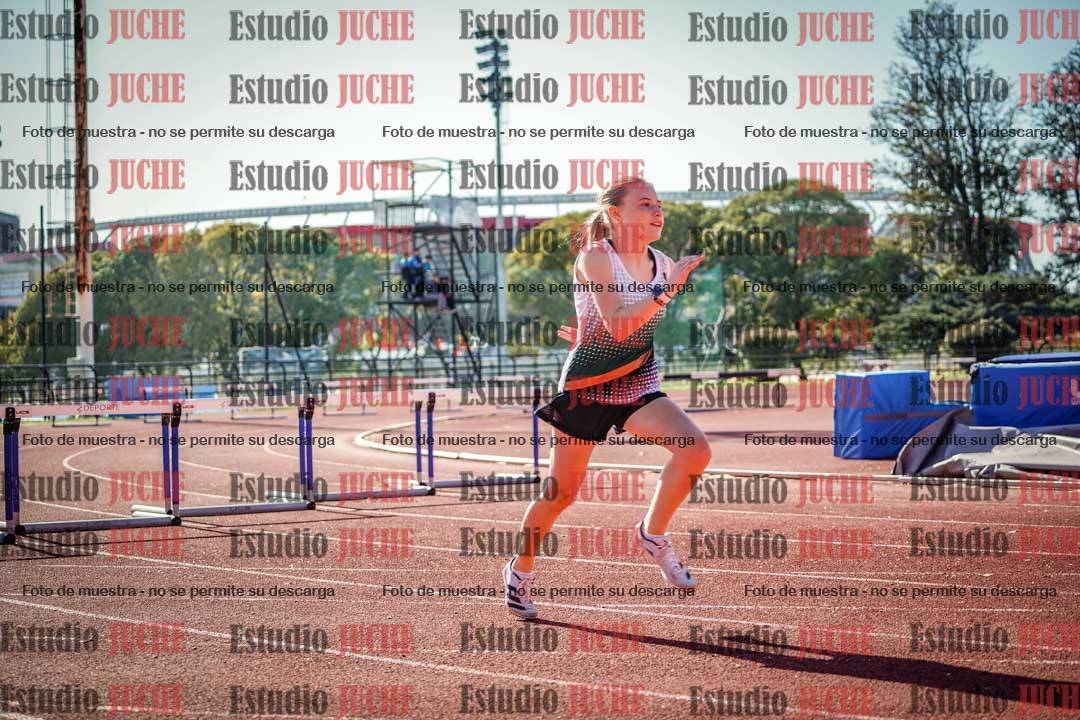 Fotos de los 295 m con vallas de mujeres