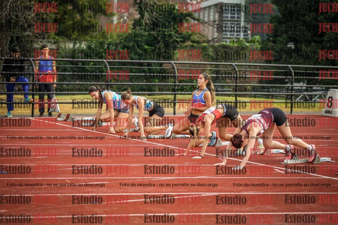 Fotos de los 100 m con vallas de mujeres