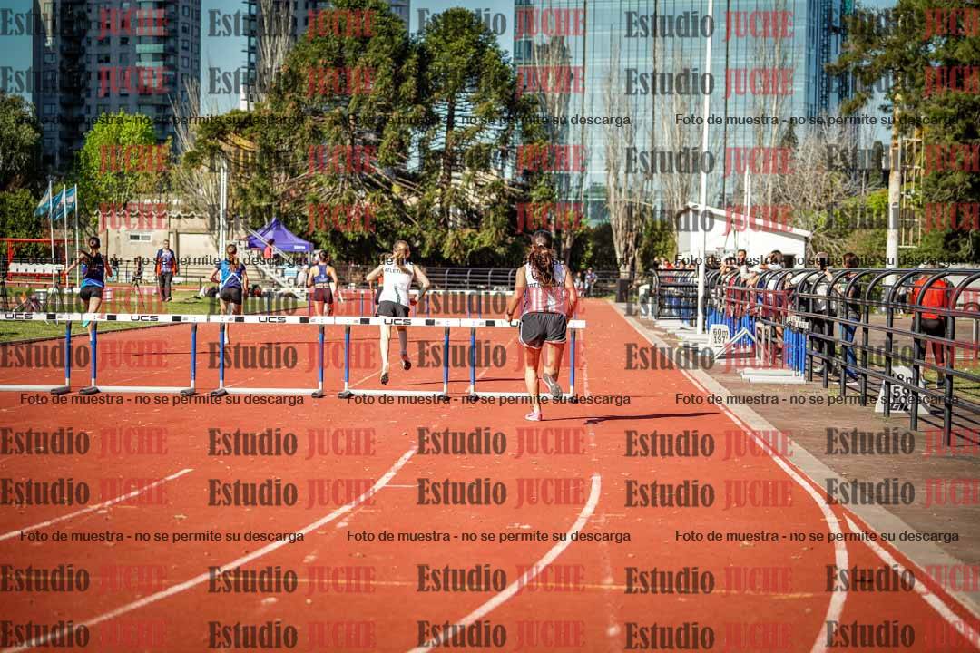 Fotos de los 295 m con vallas de mujeres