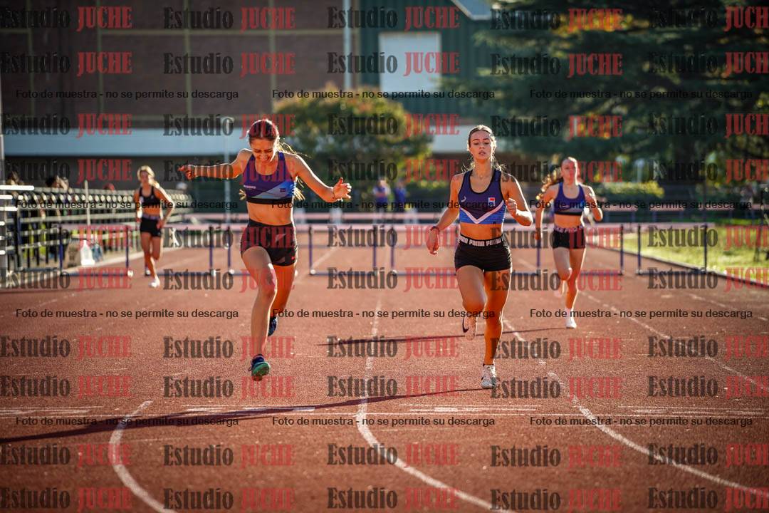Fotos de los 295 m con vallas de mujeres