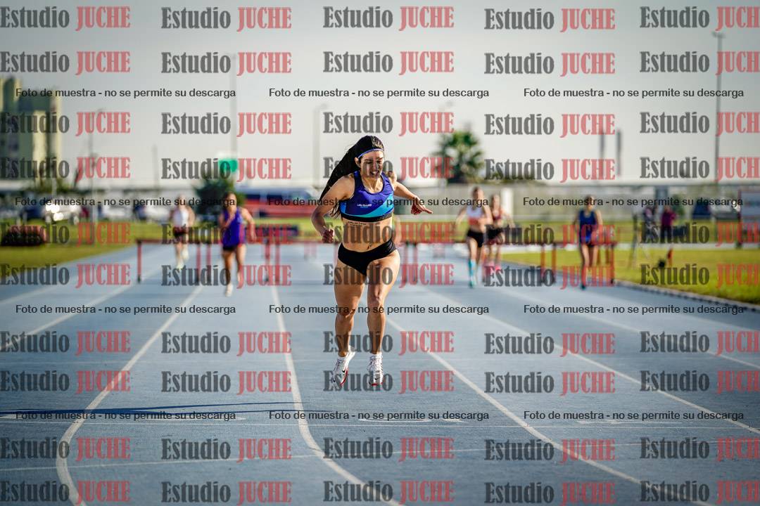 Fotos de los 400 m con vallas de mujeres