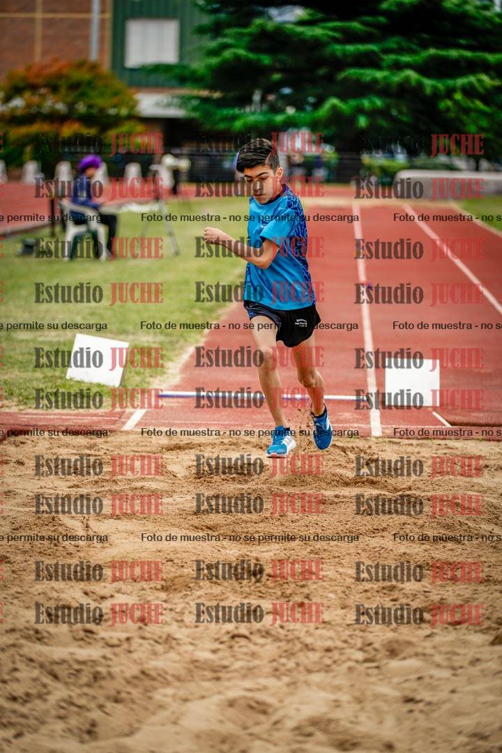Fotos del salto en largo de varones - U14
