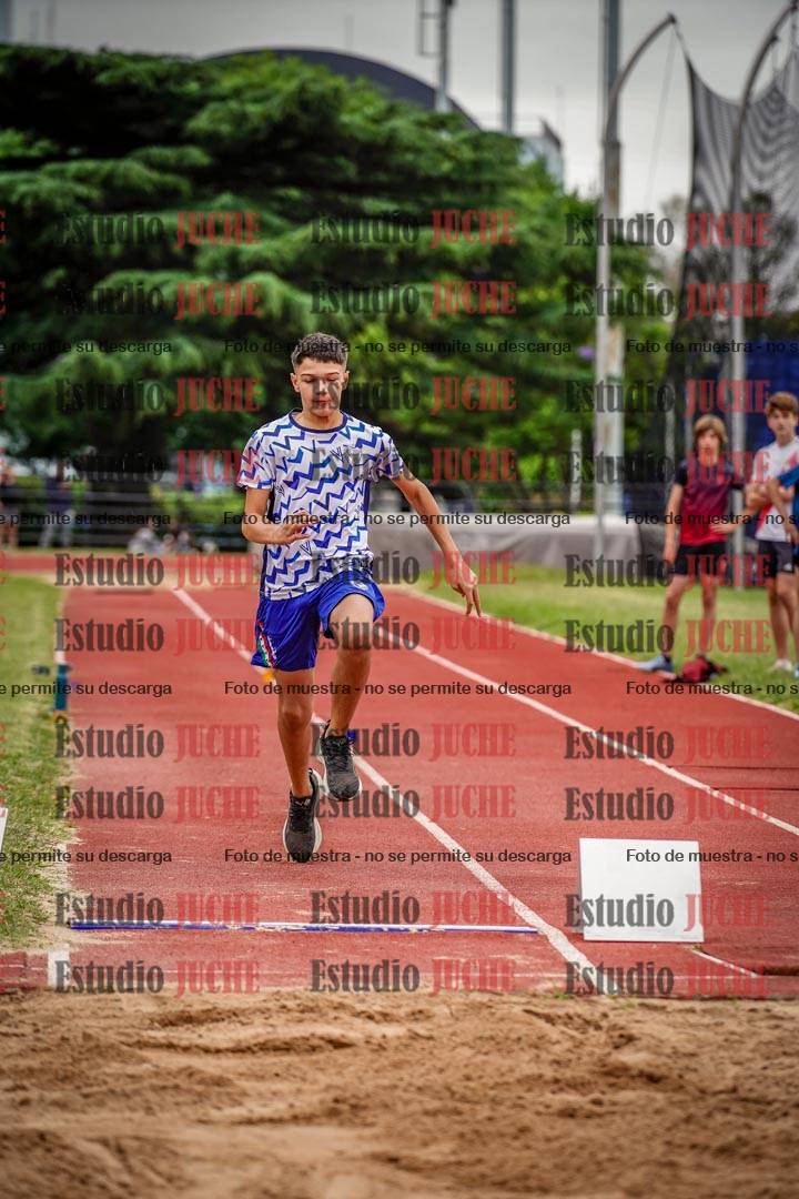 Fotos del salto en largo de varones - U14