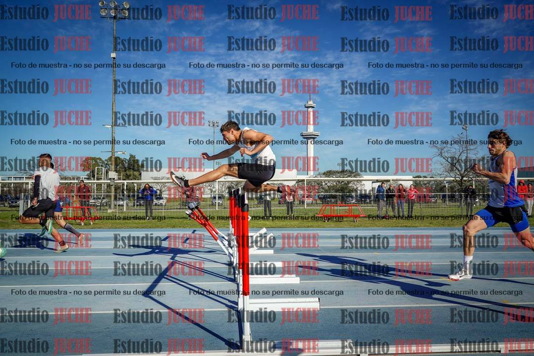 Fotos de los 110 m con vallas de varones