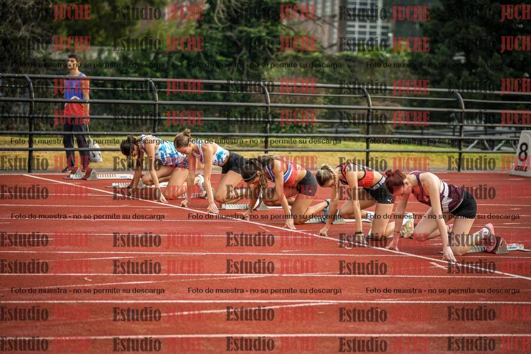 Fotos de los 100 m con vallas de mujeres