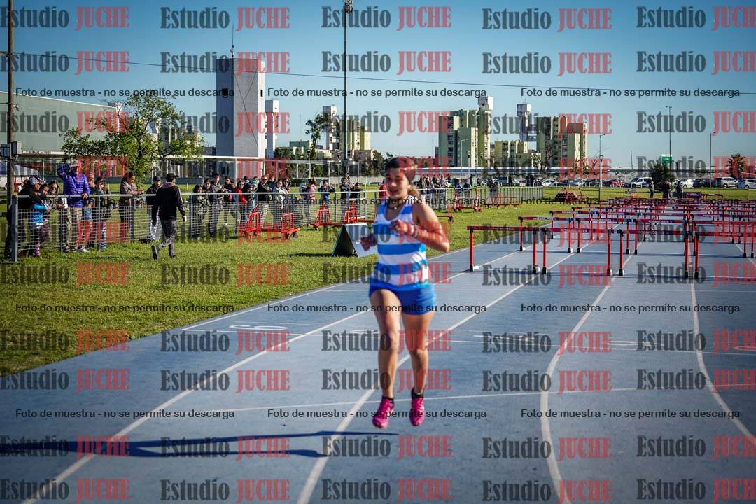 Fotos de los 80 m con vallas de mujeres