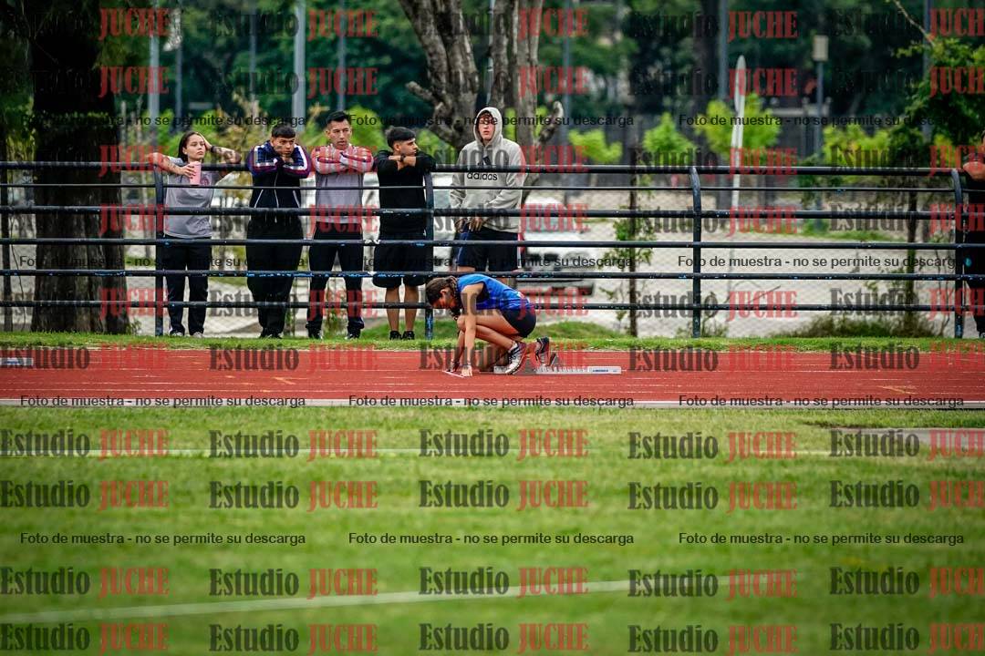 Fotos de los 295 m con vallas de mujeres