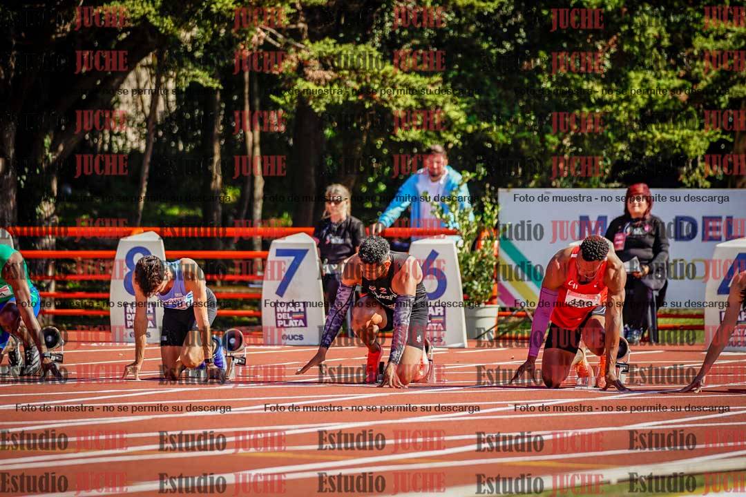 Fotos de los 100 m llanos de varones - deca 1