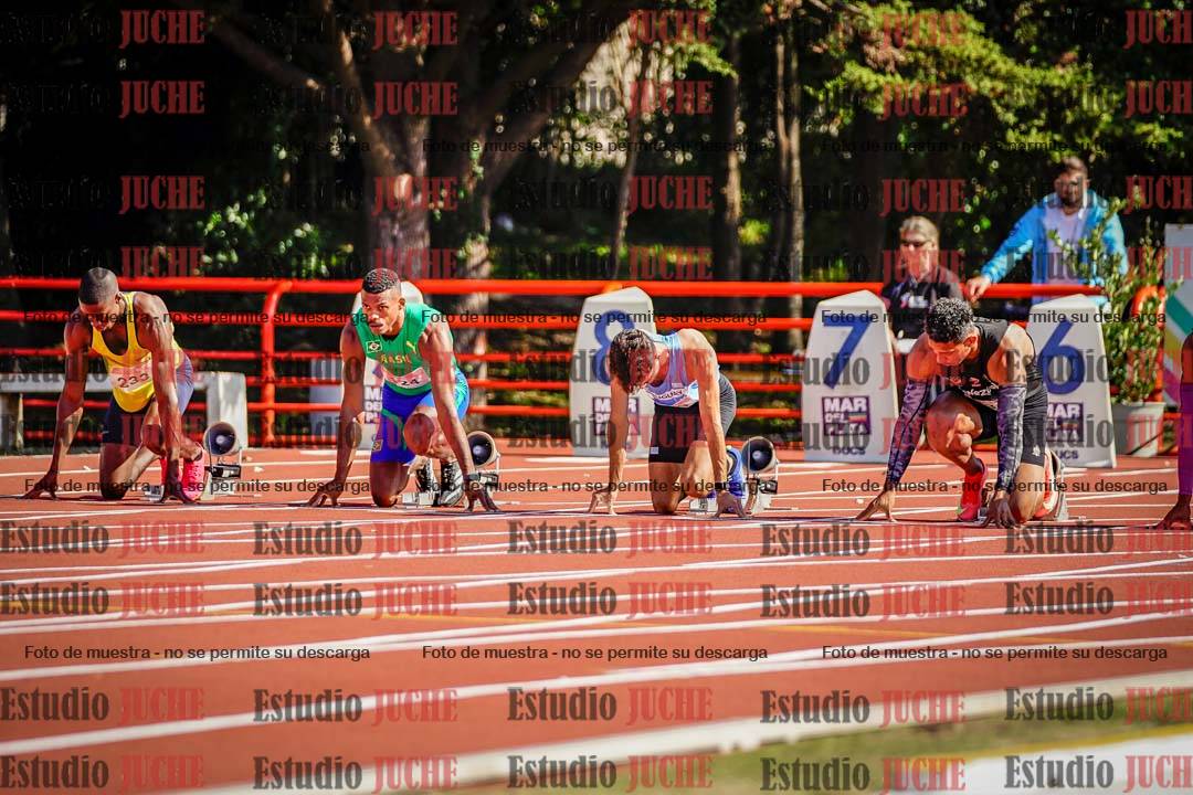 Fotos de los 100 m llanos de varones - deca 1