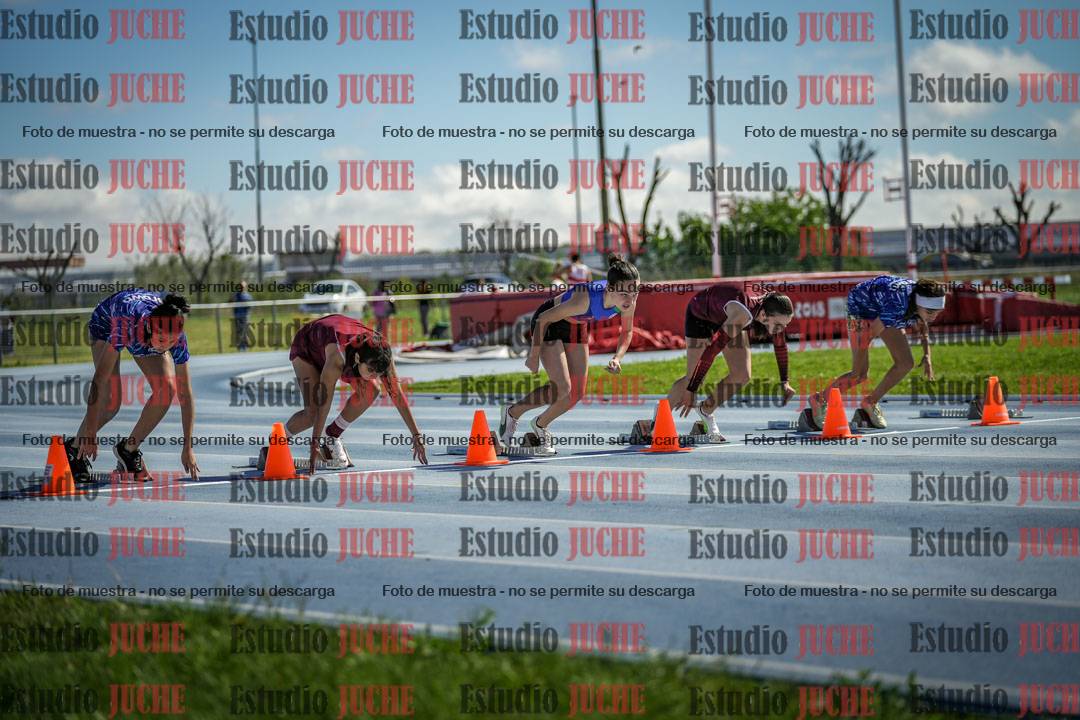 Fotos de los 80 m con vallas de mujeres