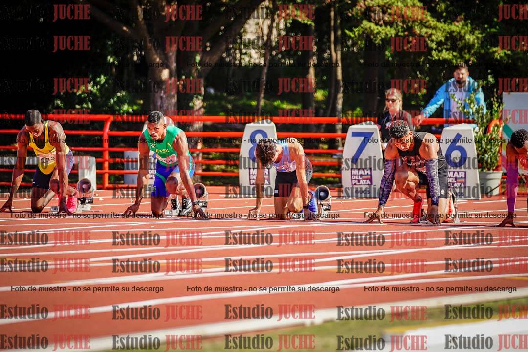 Fotos de los 100 m llanos de varones - deca 1
