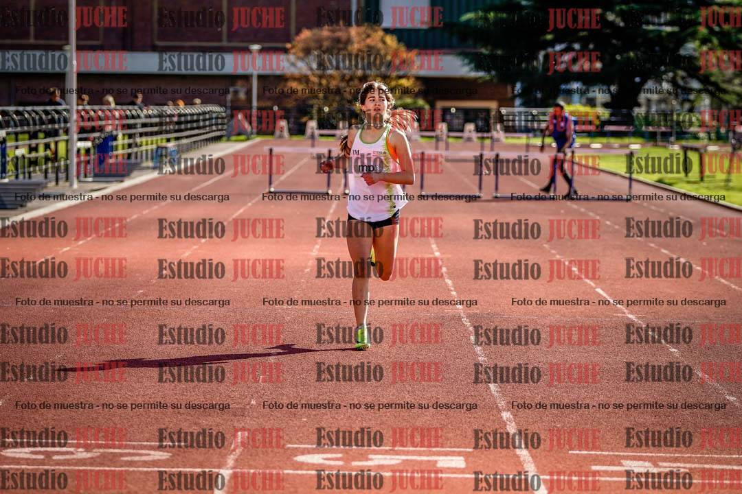 Fotos de los 295 m con vallas de mujeres