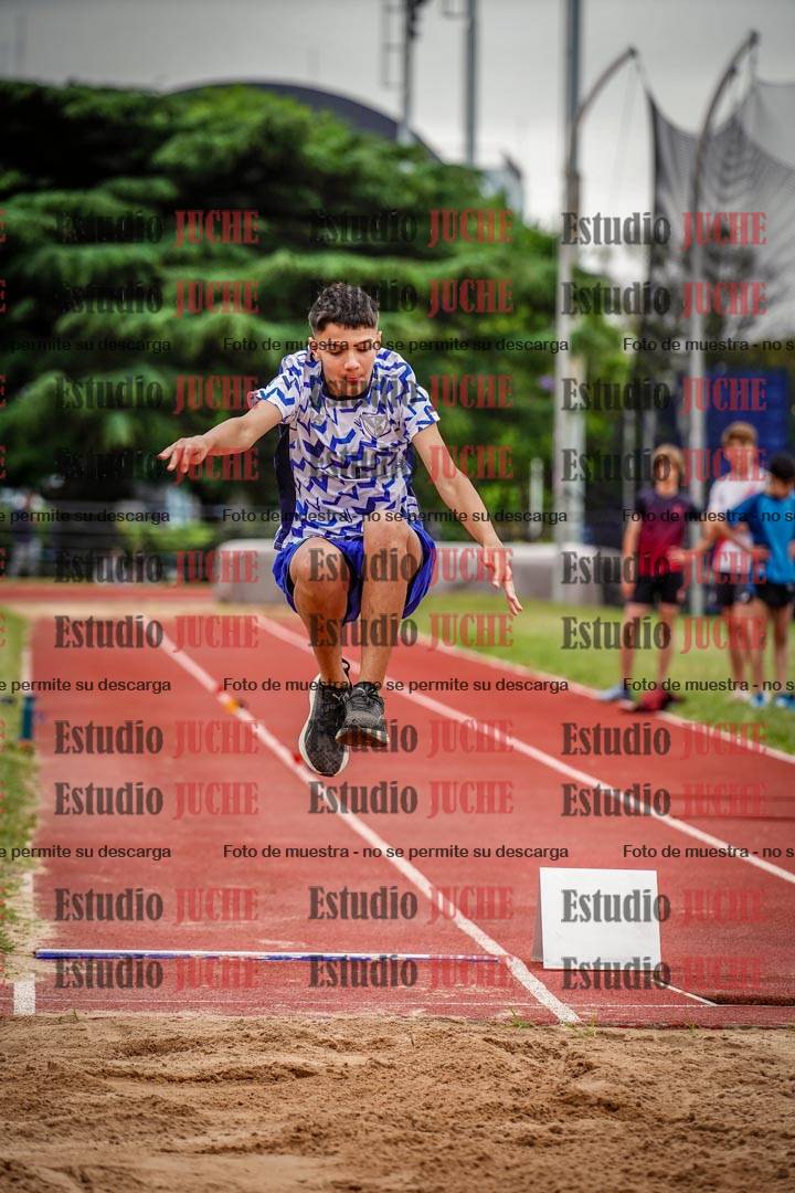 Fotos del salto en largo de varones - U14