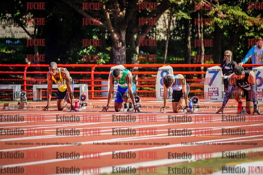 Fotos de los 100 m llanos de varones - deca 1