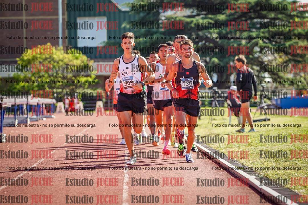 Fotos de los 10.000 m de varones - serie 1
