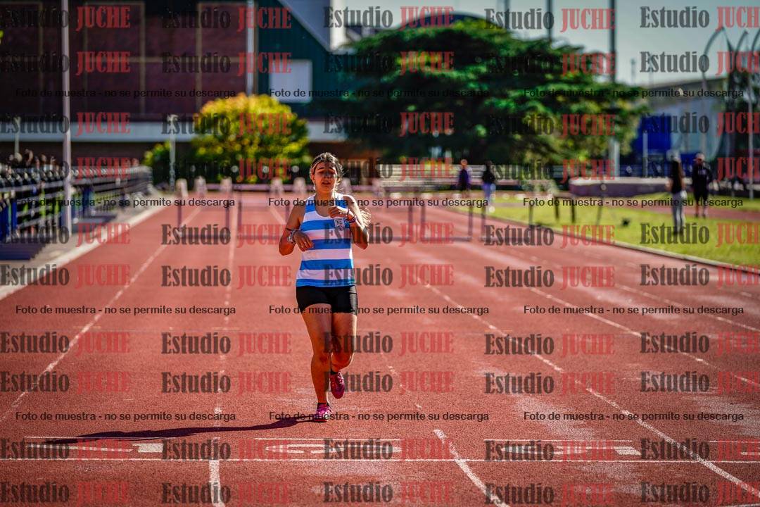 Fotos de los 295 m con vallas de mujeres