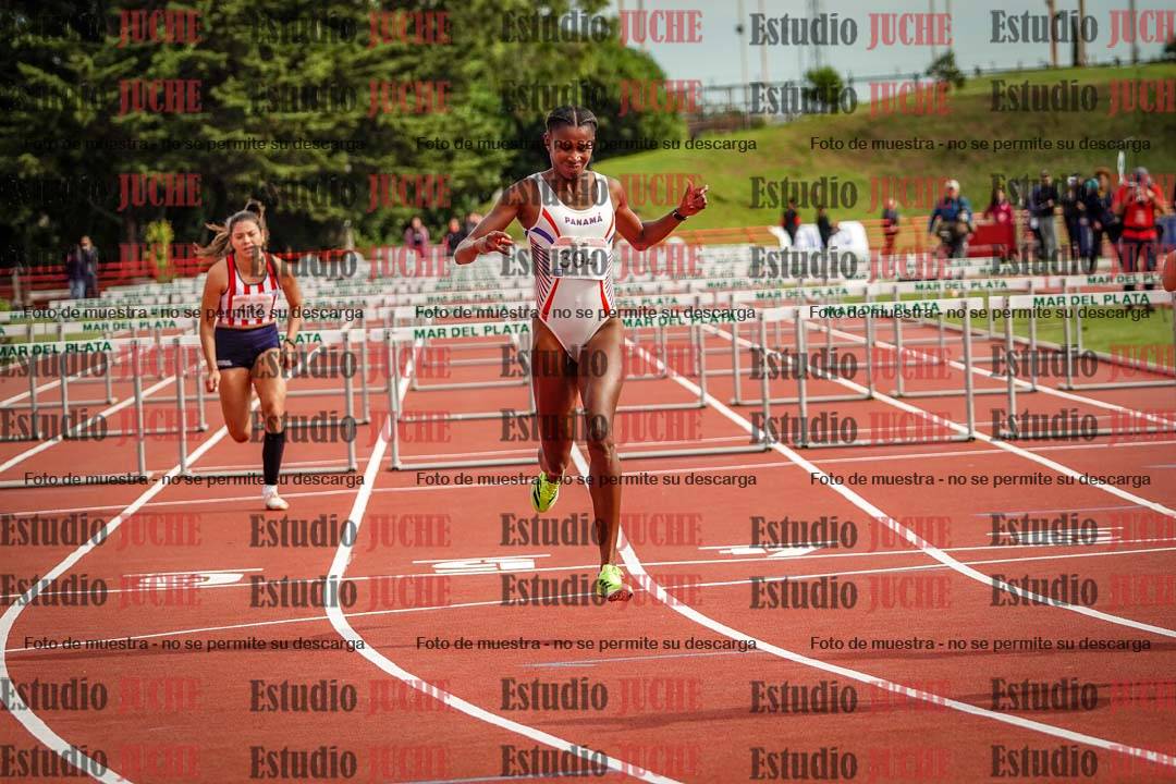 Fotos de los 100 m con vallas de mujeres