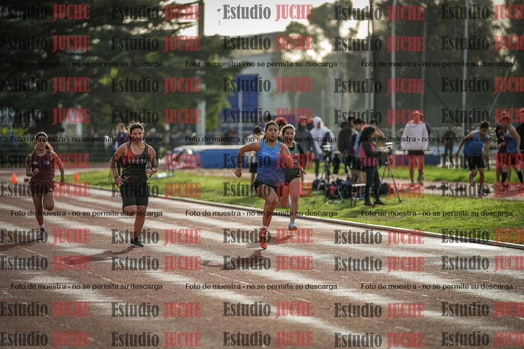 Fotos de los 80 m llanos de mujeres