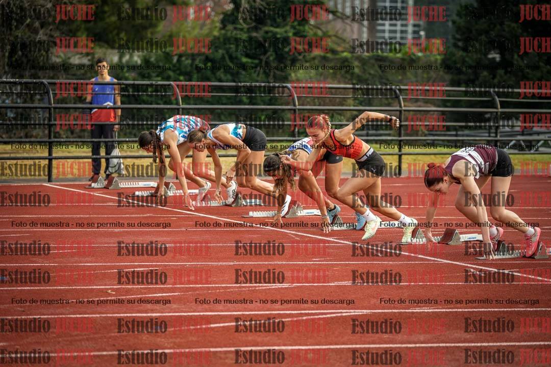 Fotos de los 100 m con vallas de mujeres