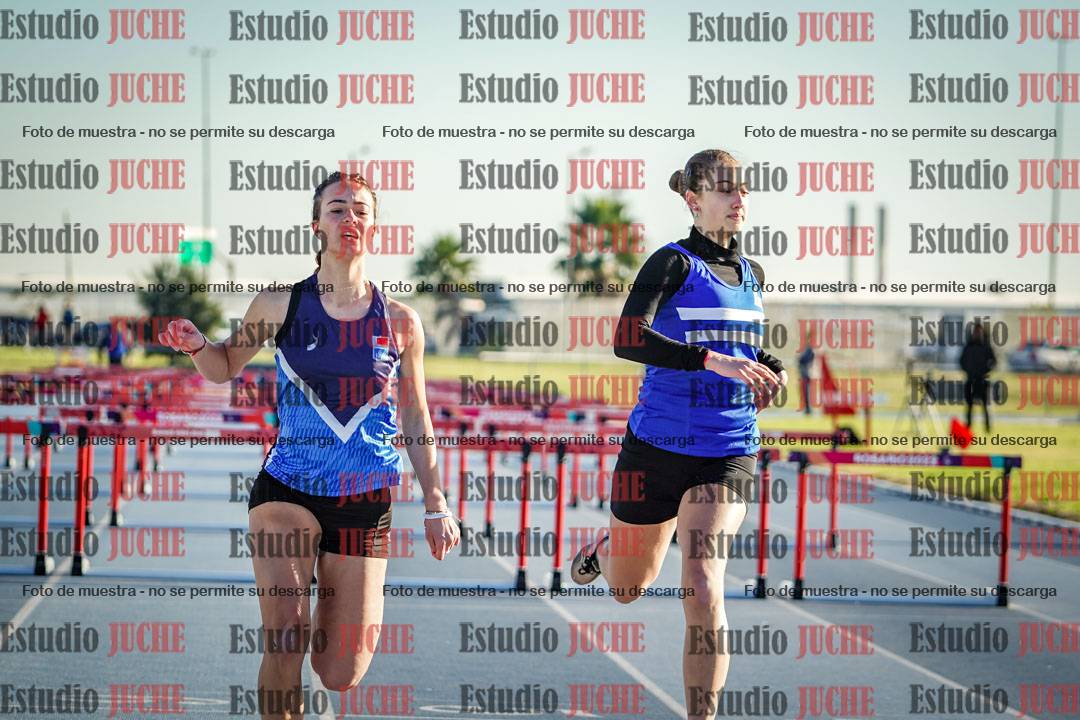 Fotos de los 100 m con vallas de mujeres