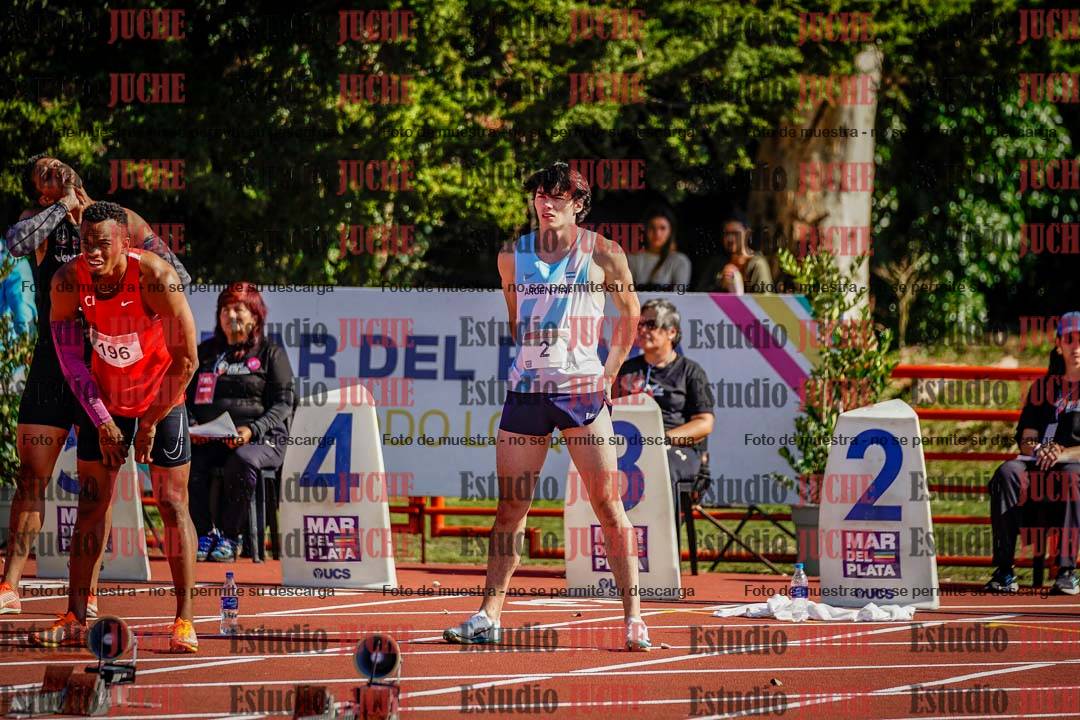 Fotos de los 100 m llanos de varones - deca 1