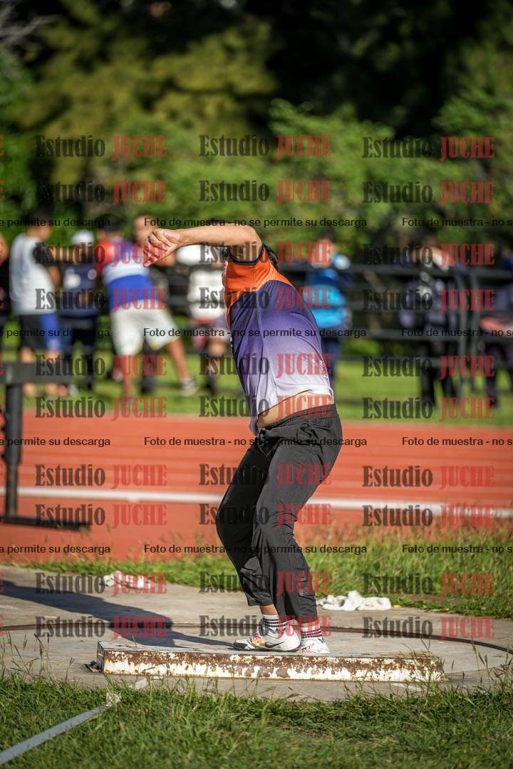 Fotos del lanzamiento de bala de varones