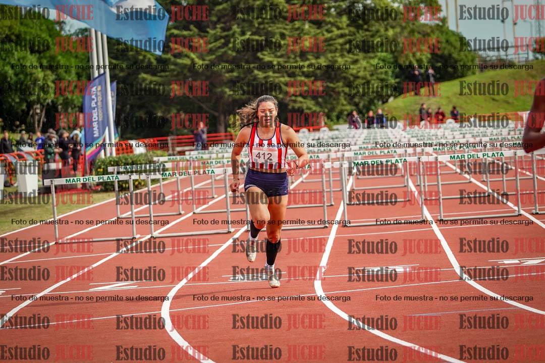 Fotos de los 100 m con vallas de mujeres
