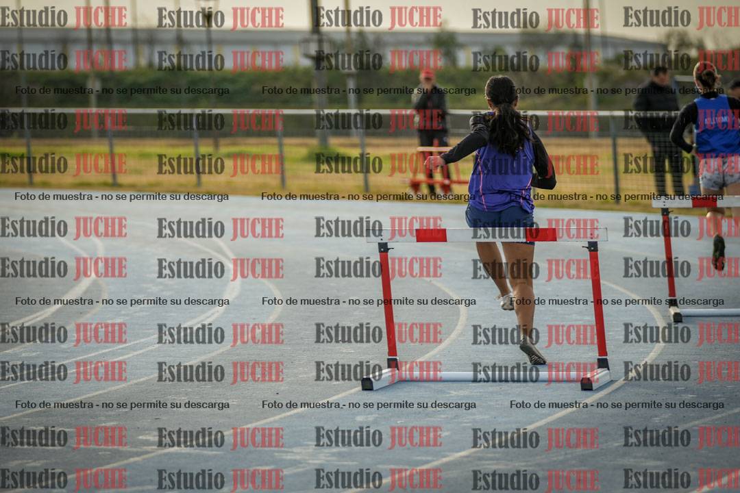 Fotos de los 400 m con vallas de mujeres