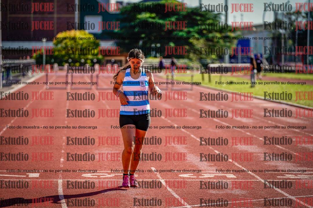 Fotos de los 295 m con vallas de mujeres