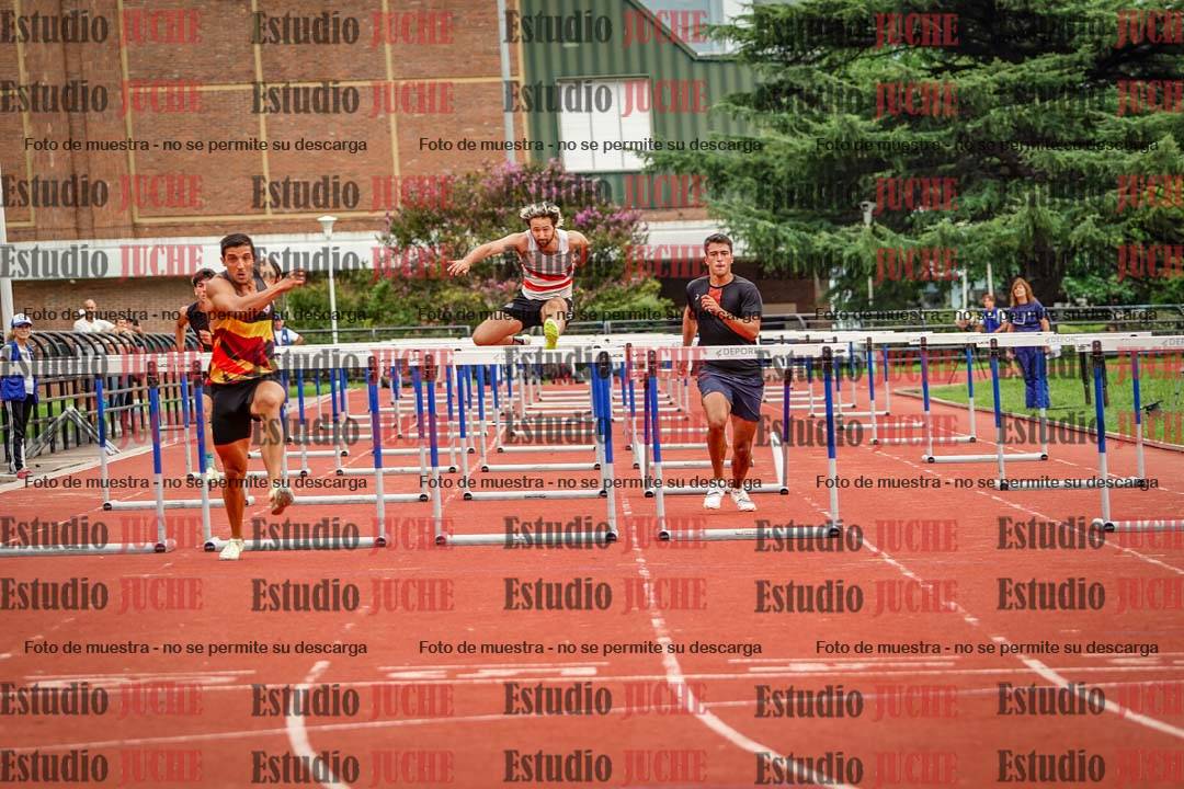 Fotos de los 110 m con vallas de varones - decatlón 6
