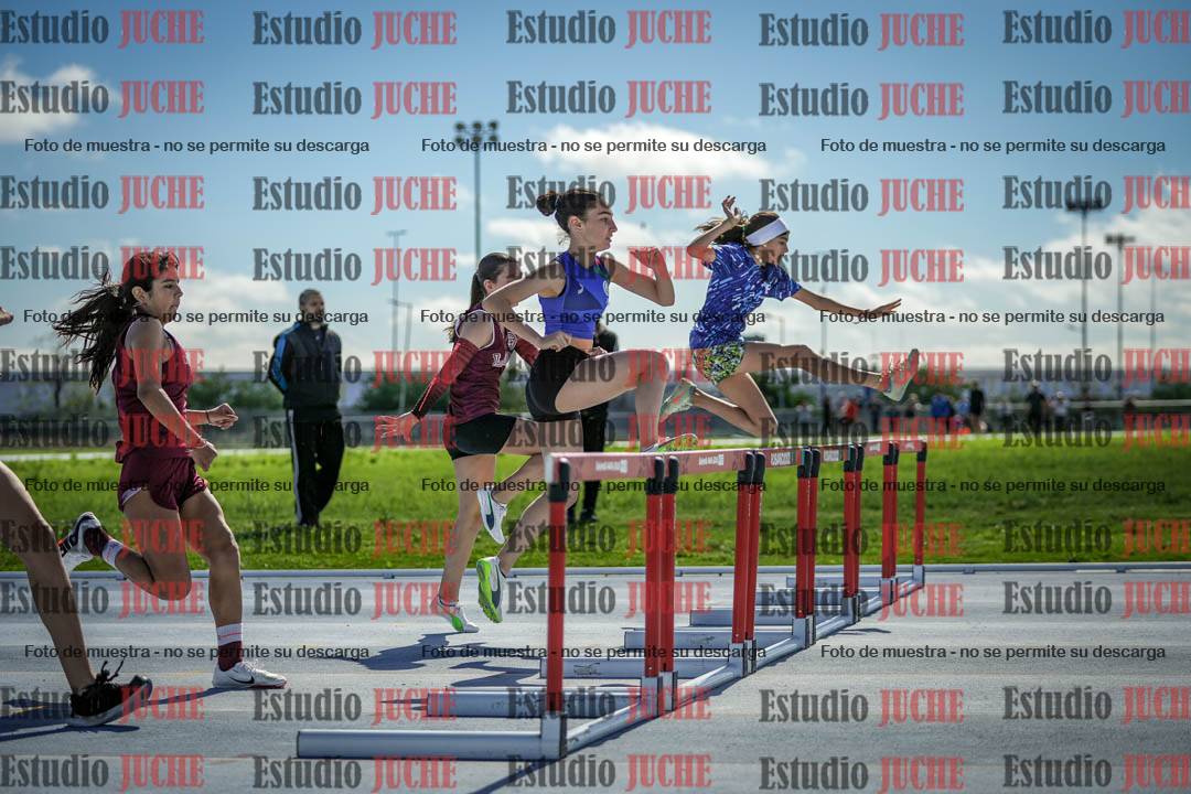 Fotos de los 80 m con vallas de mujeres