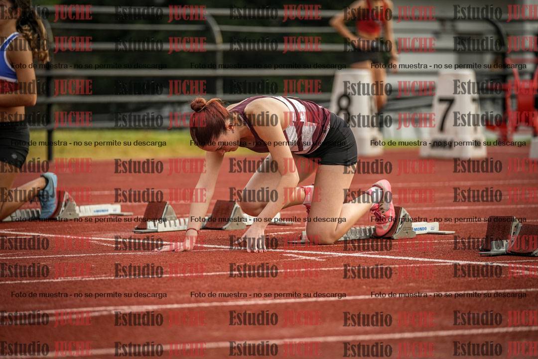 Fotos de los 100 m con vallas de mujeres