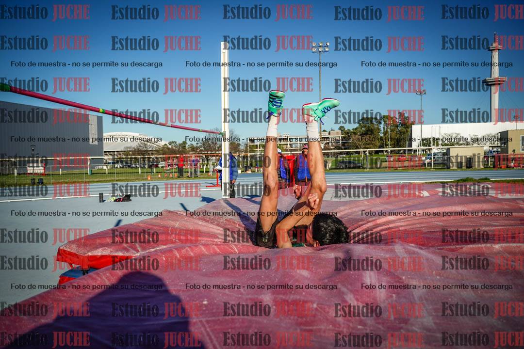 Fotos del salto en alto de varones
