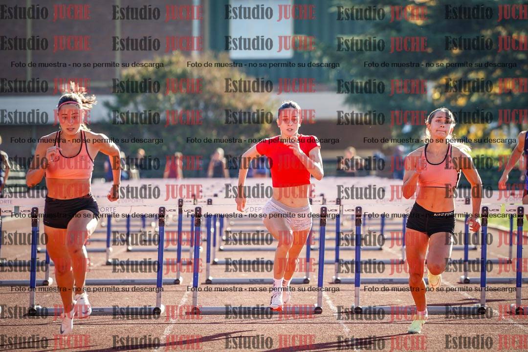 Fotos de los 100 m con vallas de mujeres
