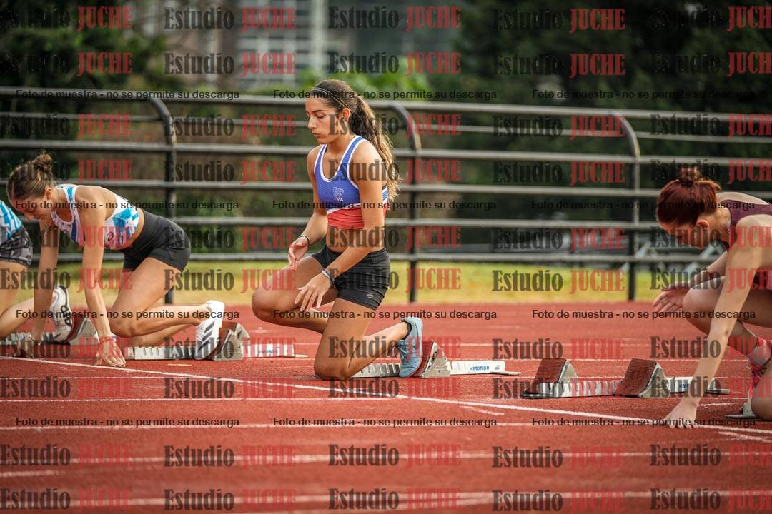 Fotos de los 100 m con vallas de mujeres